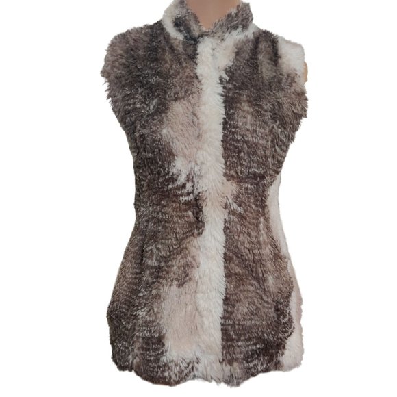 Cabi Womens Faux Fur Vest Aspen Snow Bunny Full Zip Brown White Soft Cozy sz XS - Picture 1 of 7